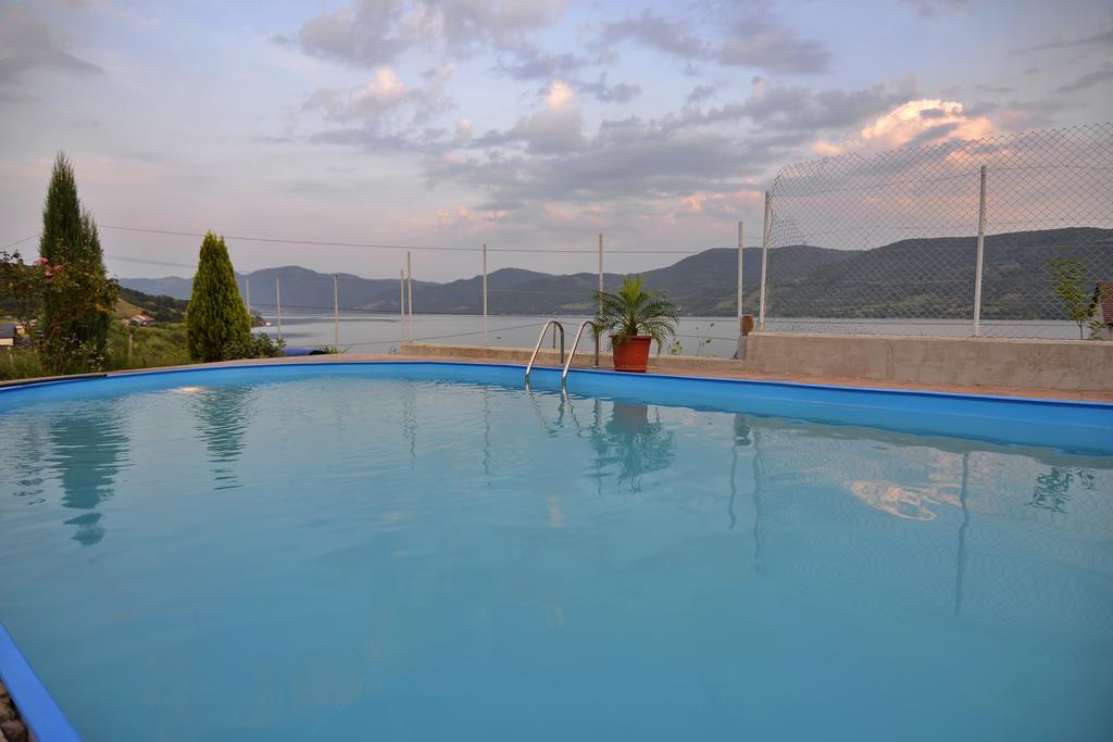 Casa Marina Hotel Eselnita Exterior photo